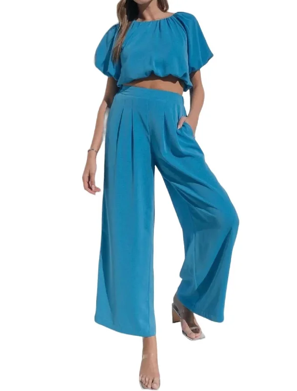 Modern Comfort Charlotte Crop Top And Pant Set In Blue
