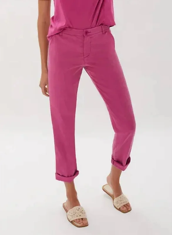 Casual Elegance Mitchelle Roll Cuff In Beet Root