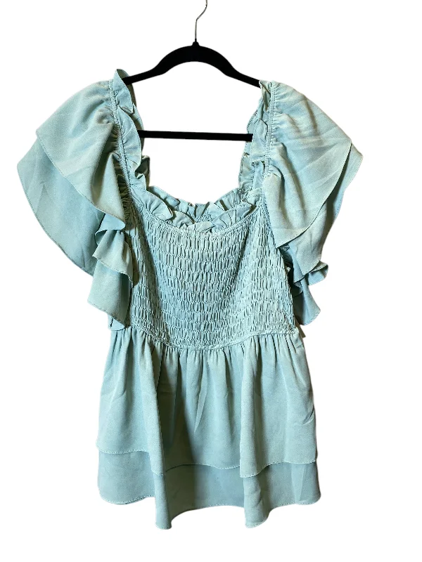 Sports Style Top Short Sleeve By Bibi In Green, Size: L