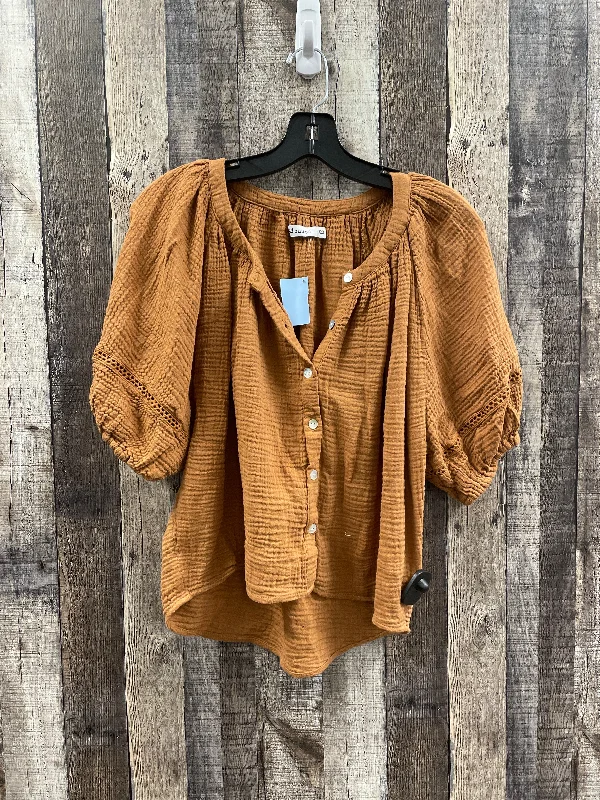 High Street Series Top Short Sleeve By Red Haute In Tan, Size: Xs